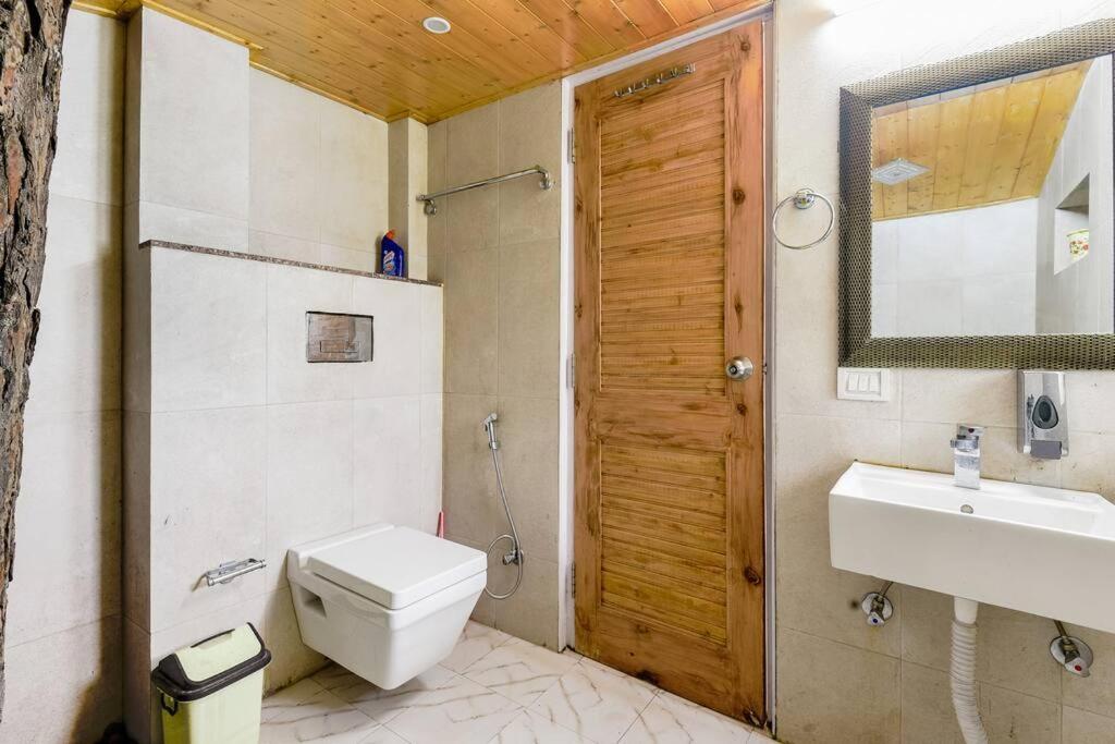 Kasauli Cascade A Cheerfull 4 Bedroom Challet Zewnętrze zdjęcie