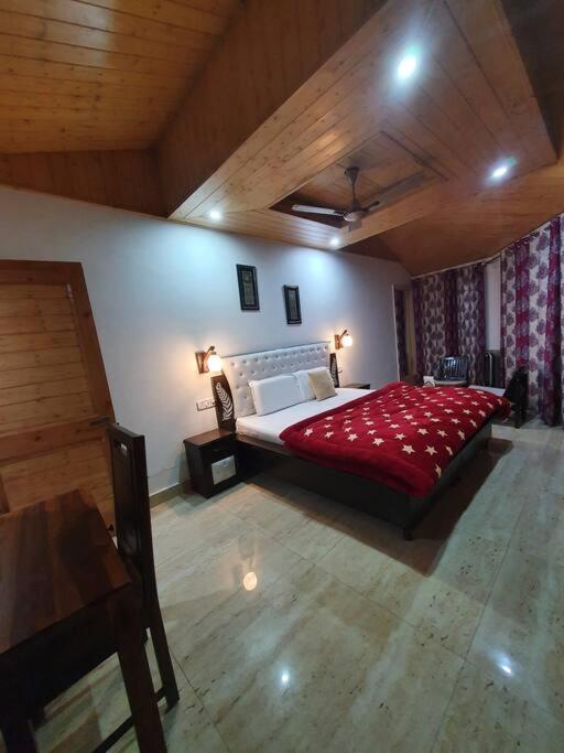 Kasauli Cascade A Cheerfull 4 Bedroom Challet Zewnętrze zdjęcie