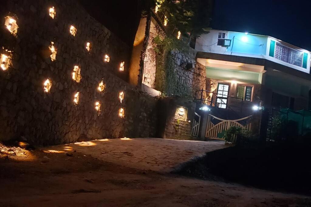 Kasauli Cascade A Cheerfull 4 Bedroom Challet Zewnętrze zdjęcie