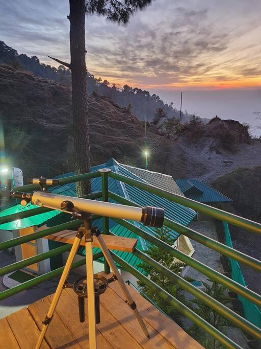 Kasauli Cascade A Cheerfull 4 Bedroom Challet Zewnętrze zdjęcie